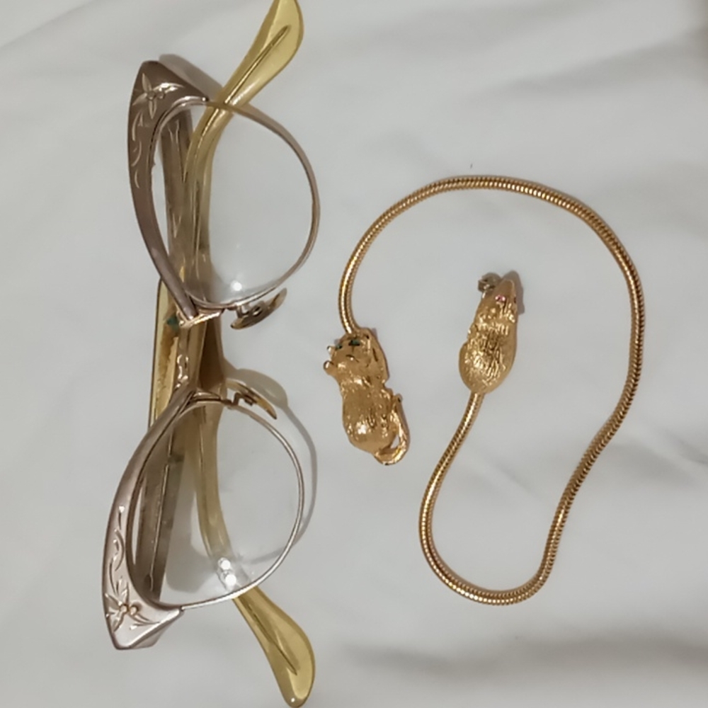 Vintage Accessory Bundle